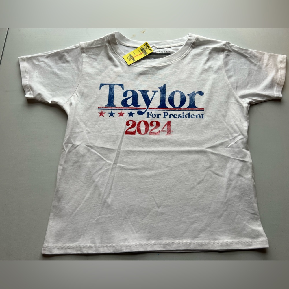 NWT White Taylor Swift For President Kids T-Shirt with Blue and Red Print Large